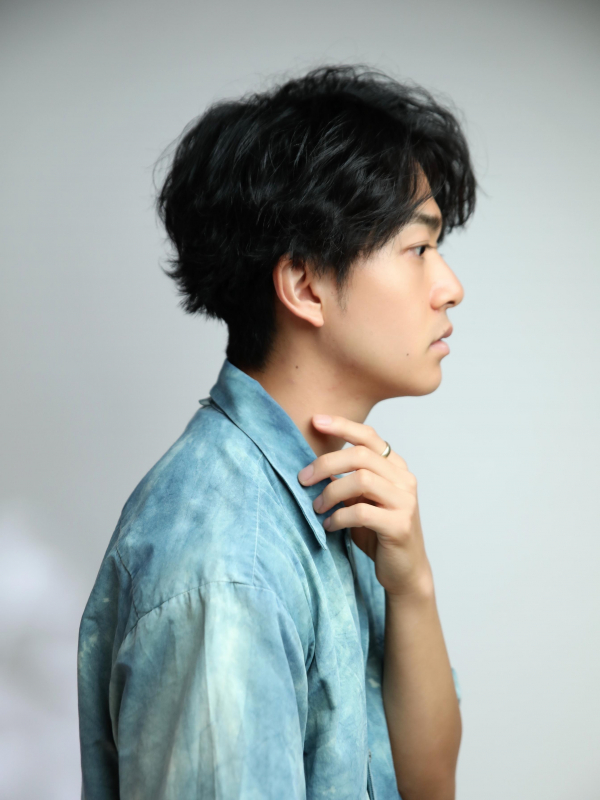 ゆるふわパーマでこなれ感UP！メンズミディアム